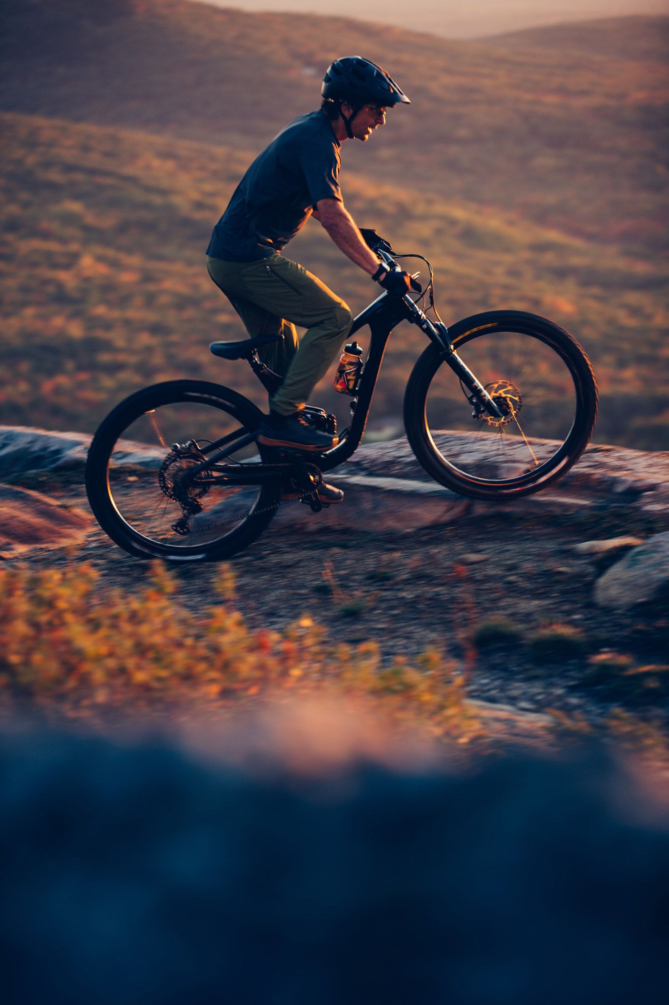 Nueva Giant Trance 2022 detalle accion Nueva Giant Trance 2022 detalle accion
