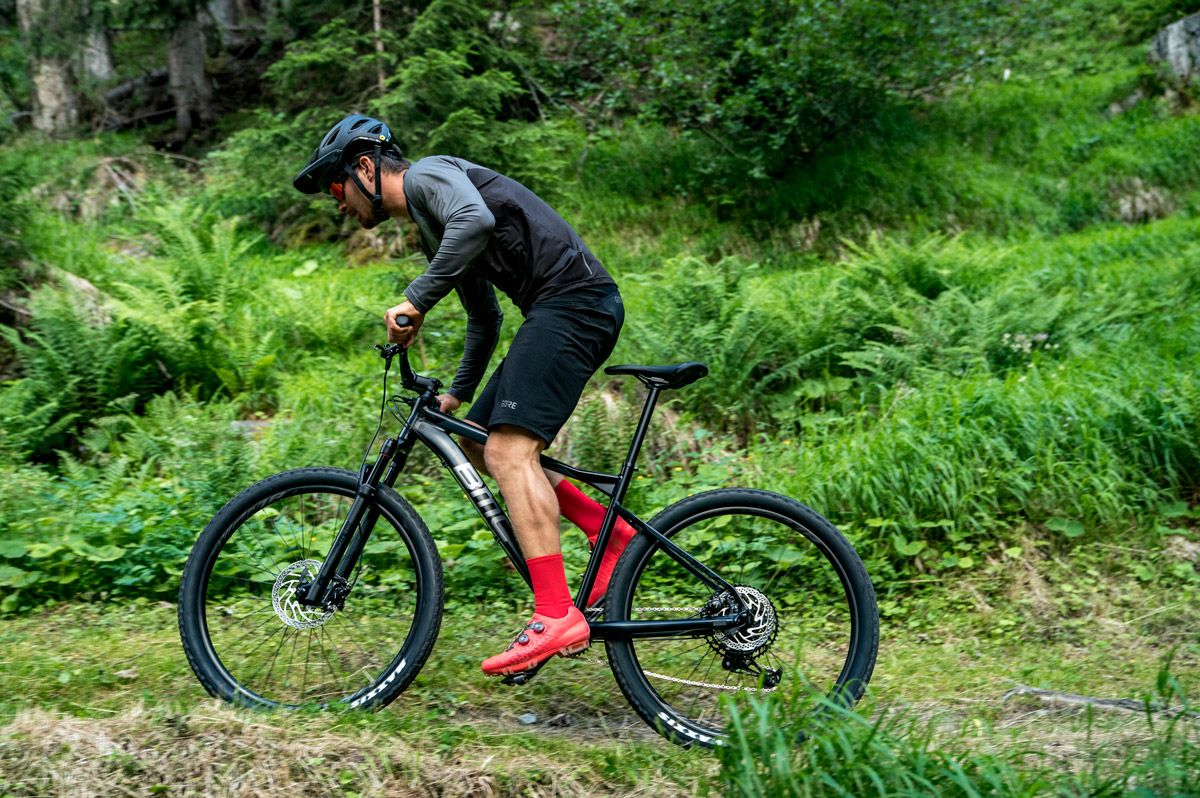 4 ajustes para adaptar la bici a tu cuerpo sillin