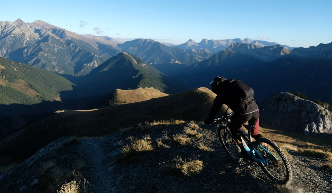 Trail Tales. The Call of the High Ways