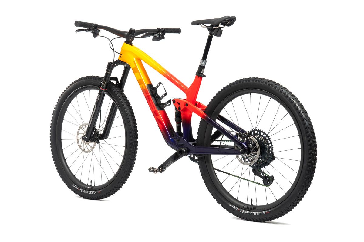 Estudio Trek Top Fuel (3) Estudio Trek Top Fuel (3)