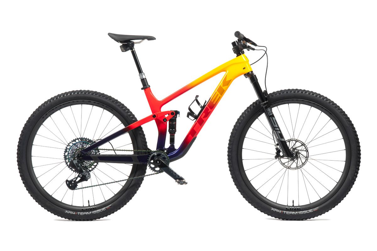 Estudio Trek Top Fuel (6) Estudio Trek Top Fuel (6)