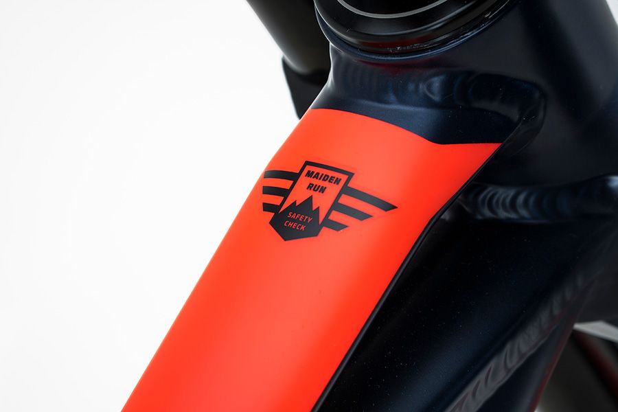 Mondraker Summum Bici de seguridad en pista (5)