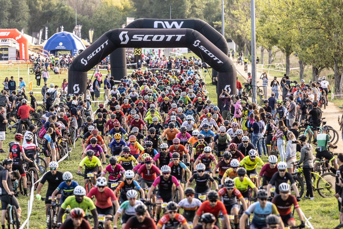 Scott Marathon by Continental. Cambrils, punto de partida detalle 2