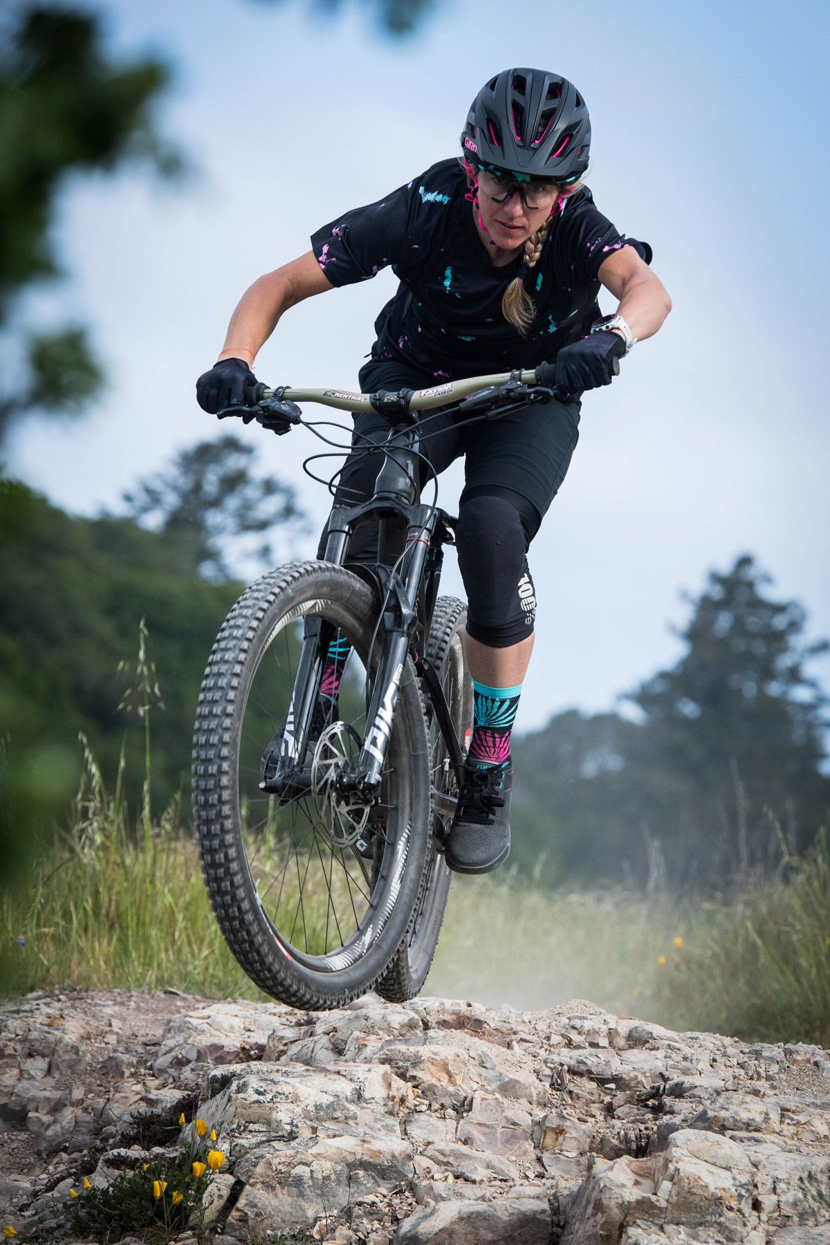Giro presenta el Merit con sistema Spherical (10)