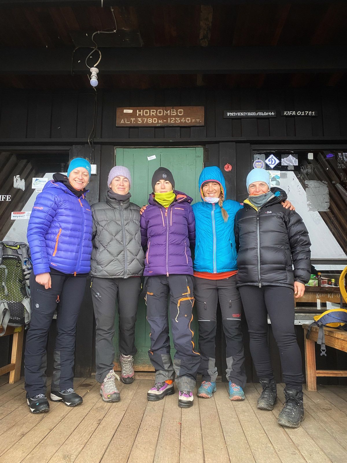 La Magia del Kilimanjaro. El equipo Active Woman que apostó por la bici para subir al Kilimanjaro La Magia del Kilimanjaro. El equipo Active Woman que apostó por la bici para subir al Kilimanjaro