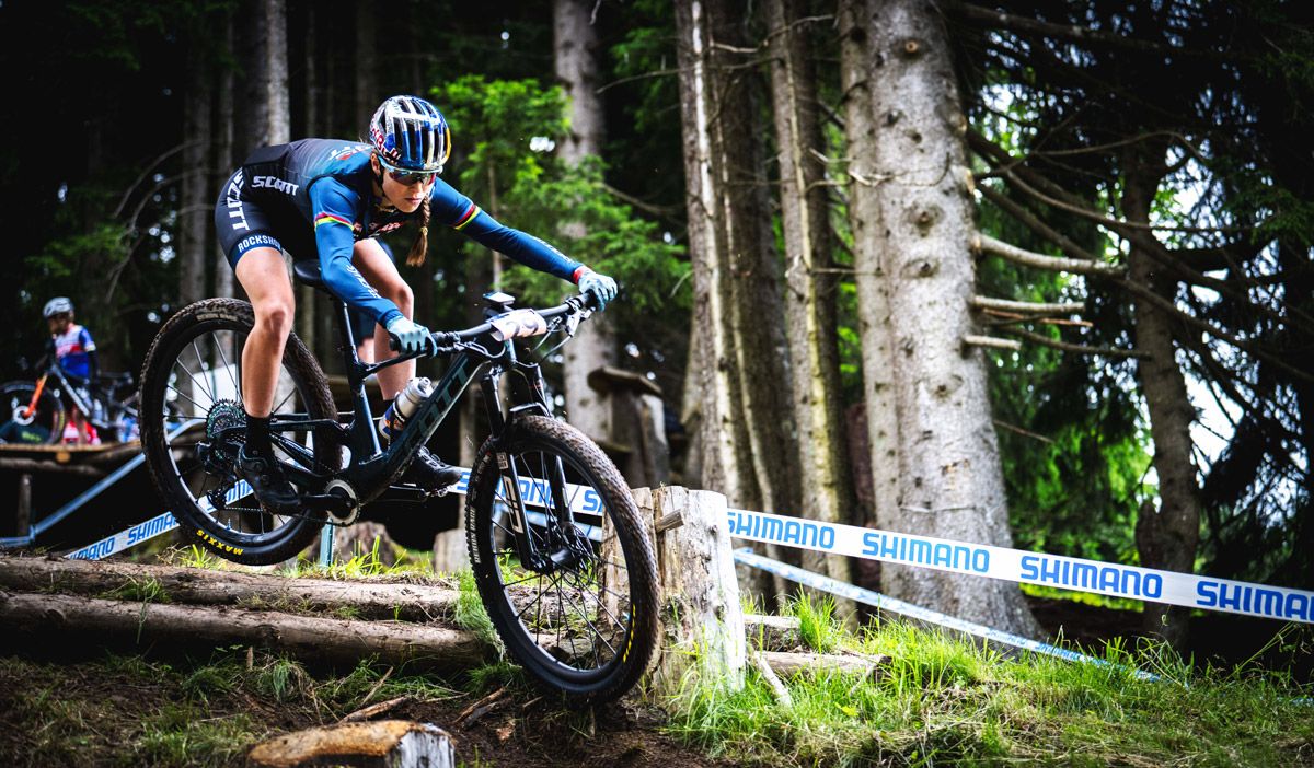 Nino Schurter y Kate Courtney con Scott SRAM hasta 2024 (5) Nino Schurter y Kate Courtney con Scott SRAM hasta 2024 (5)