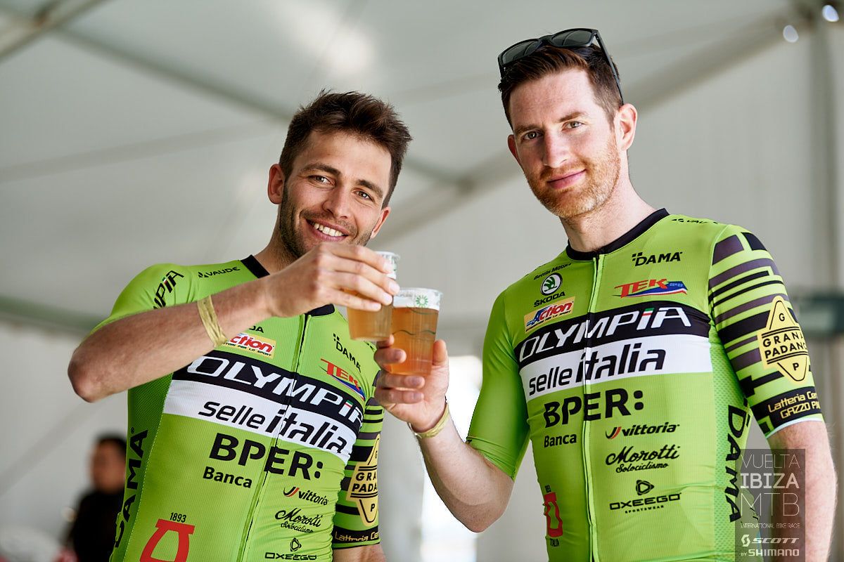Andrea Righettini y Stefano del Olympia Factory Team 2