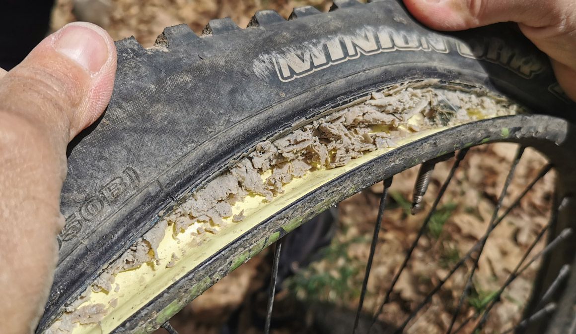 Cómo reparar una cubierta MTB Tubeless?