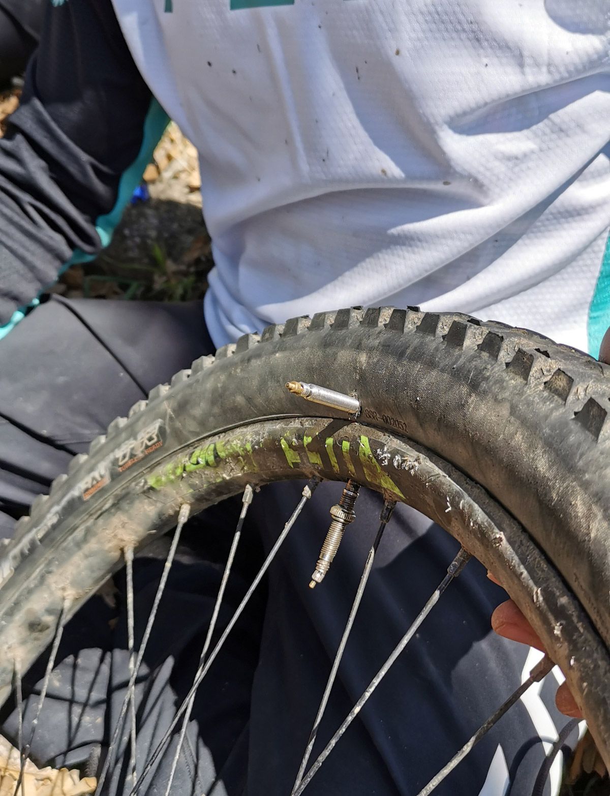 2 maneras extremas de reparar un tubeless 9 2 maneras extremas de reparar un tubeless 9