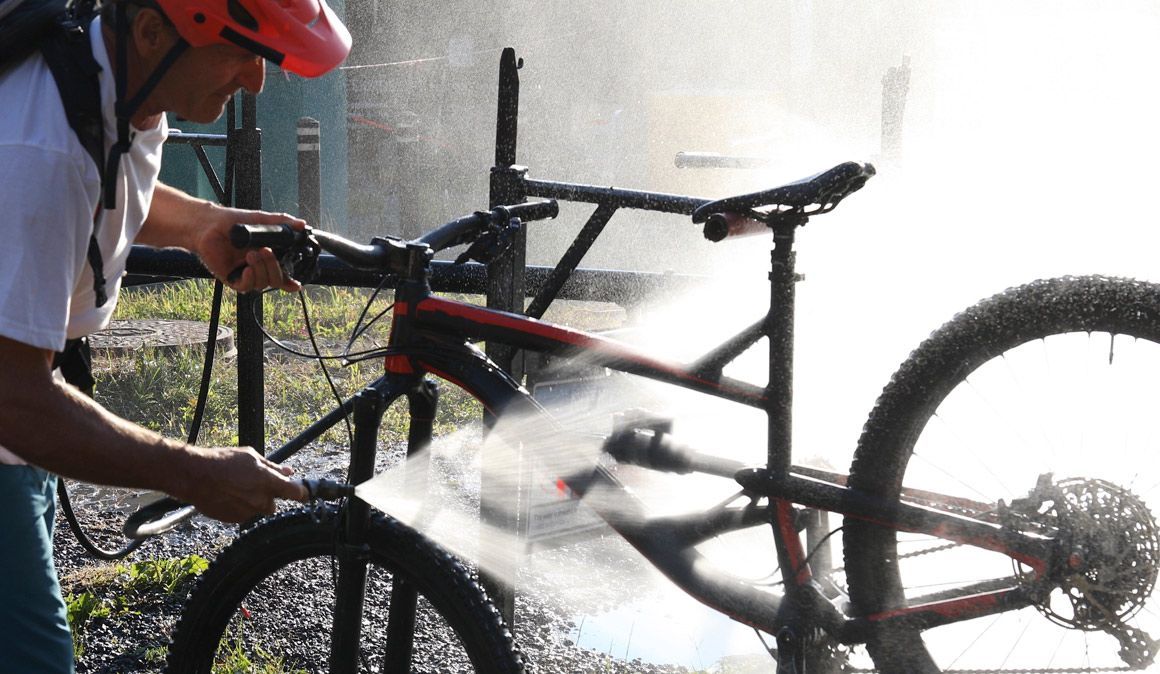 5e57a4770de694357134940b lavado de la bici