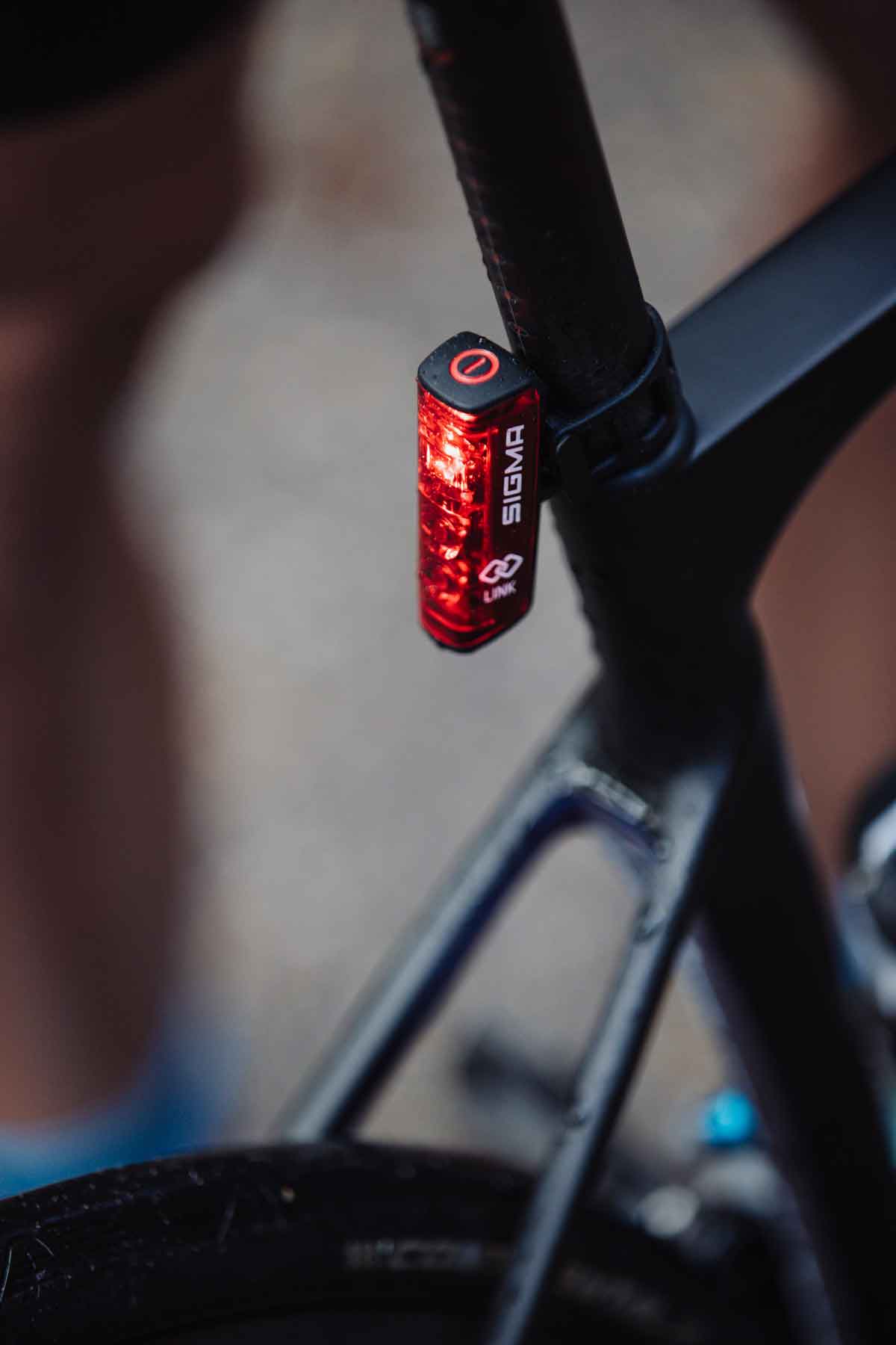 El faro trasero SigmaSport Blaze Link es compacto, ligero y muy potente