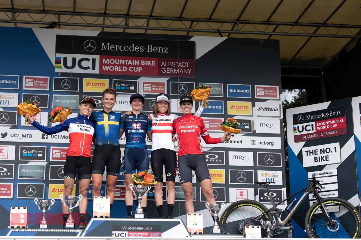 Podio femenino en Albstadt