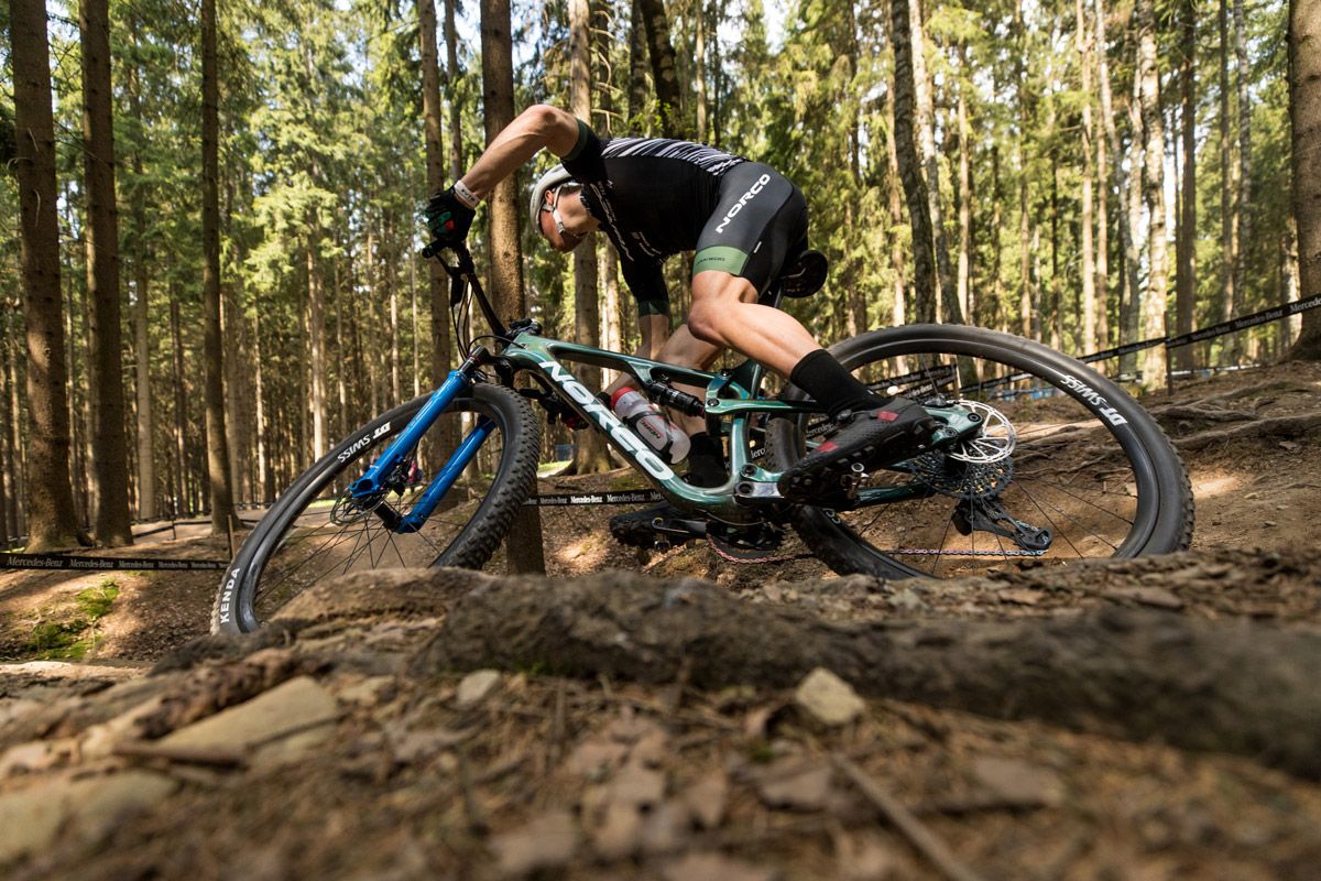 Kenda presenta nuevos neumáticos que aquí van a triunfar. Rush y Karma 2 accion 2 Kenda presenta nuevos neumáticos que aquí van a triunfar. Rush y Karma 2 accion 2
