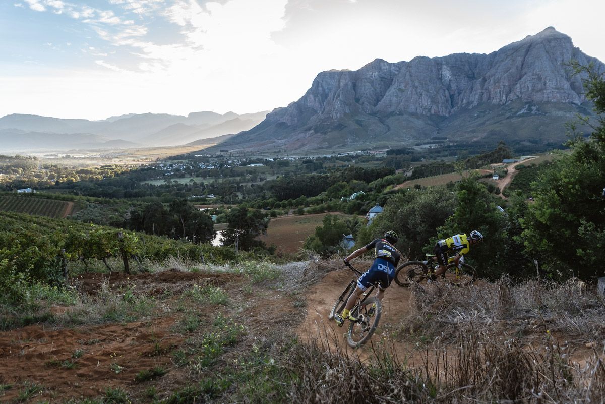 La Absa Cape Epic de 2023 promete llevar a todos los equipos hasta el límite La Absa Cape Epic de 2023 promete llevar a todos los equipos hasta el límite