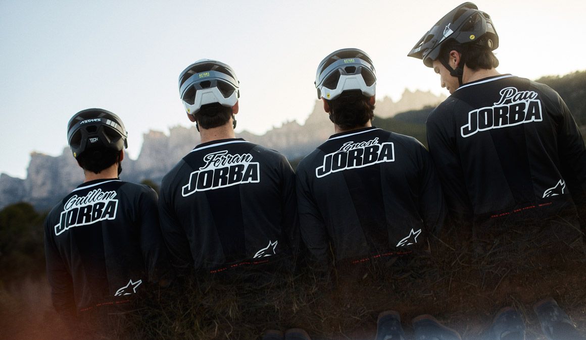 Los hermanos Jorba fichan por Alpinestars
