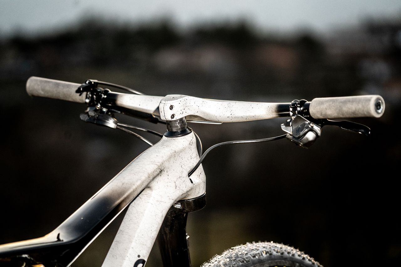 Cannondale Scalpel Hi Mod 1 Team Vas Arabay (11) Cannondale Scalpel Hi Mod 1 Team Vas Arabay (11)