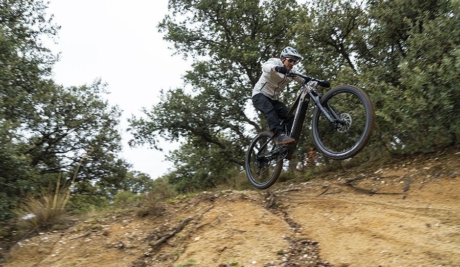 Accion Berria Mako 16