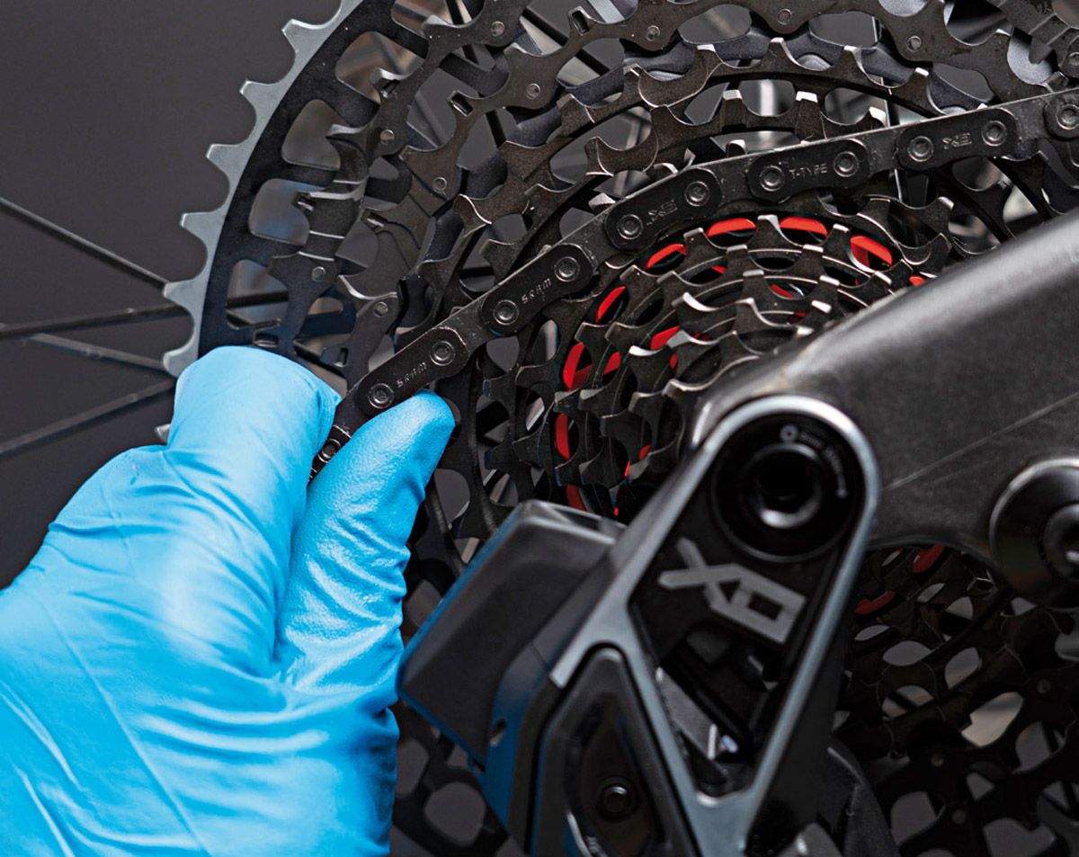 Mecánica SRAM Transmission. Paso 9 Mecánica SRAM Transmission. Paso 9