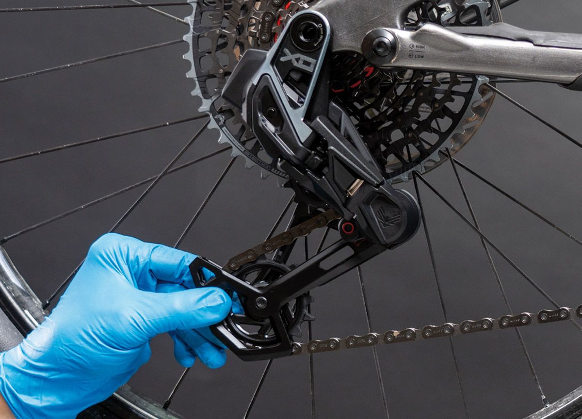 Mecánica SRAM Transmission. Paso 11 Mecánica SRAM Transmission. Paso 11