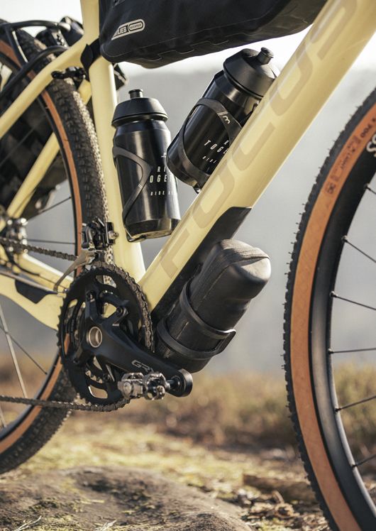 FOCUS MY22 ATLAS 8 8 Bottle Cages H4A4640
