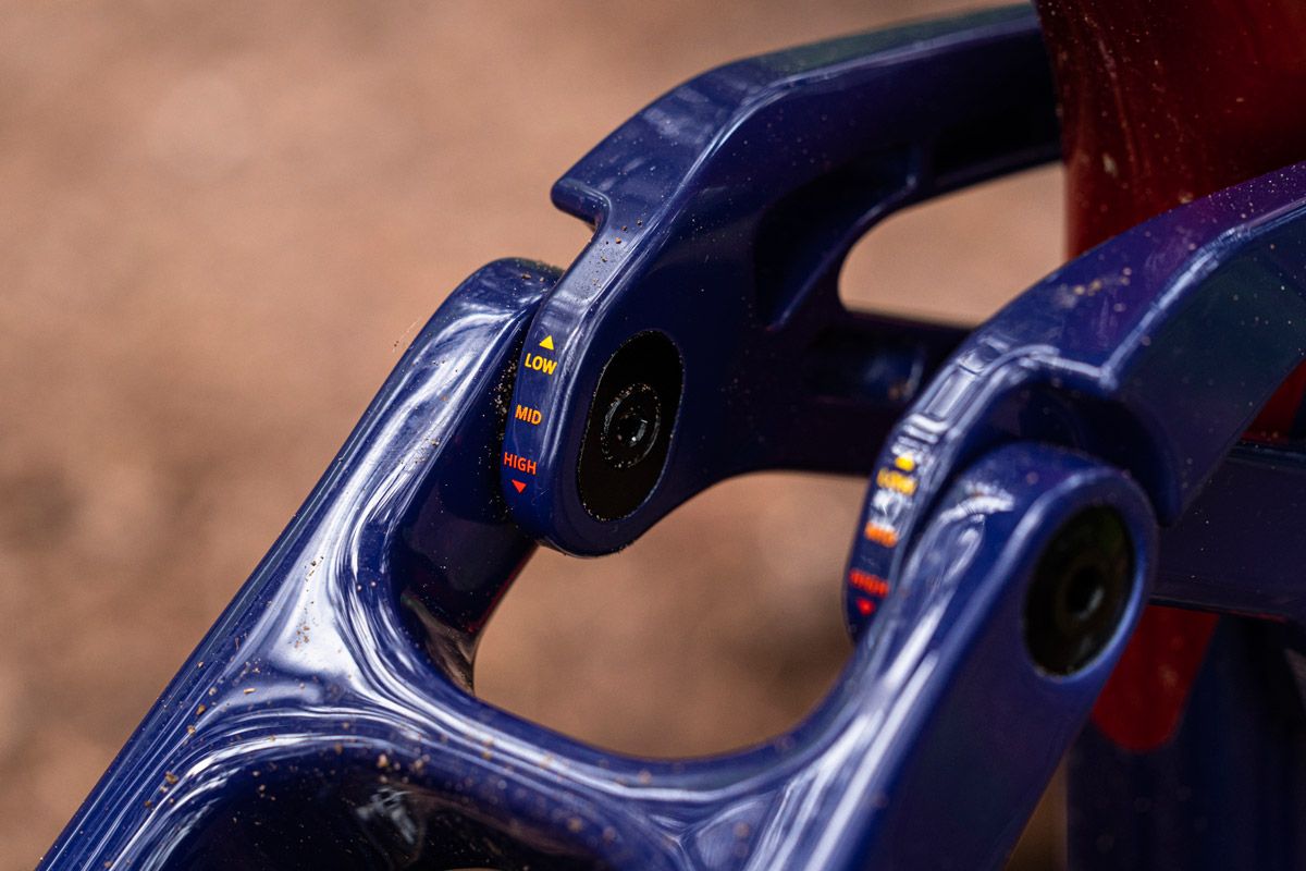 Giant presenta la nueva Glory de descenso (180)