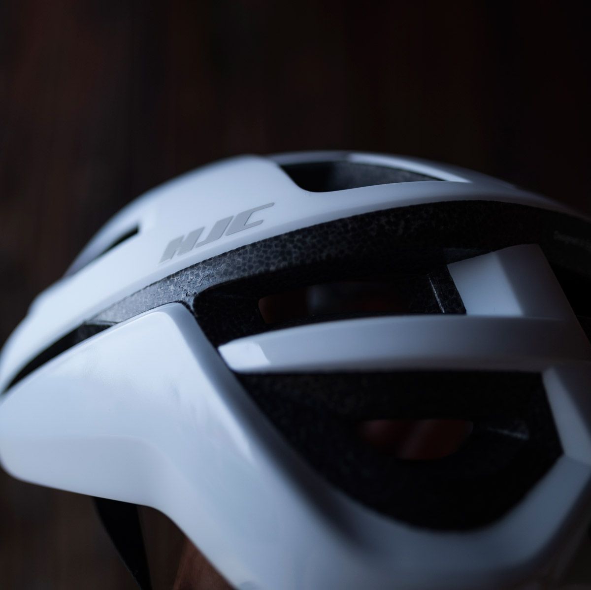 El nuevo casco HJC Bellus incorpora la tecnología SLID deta