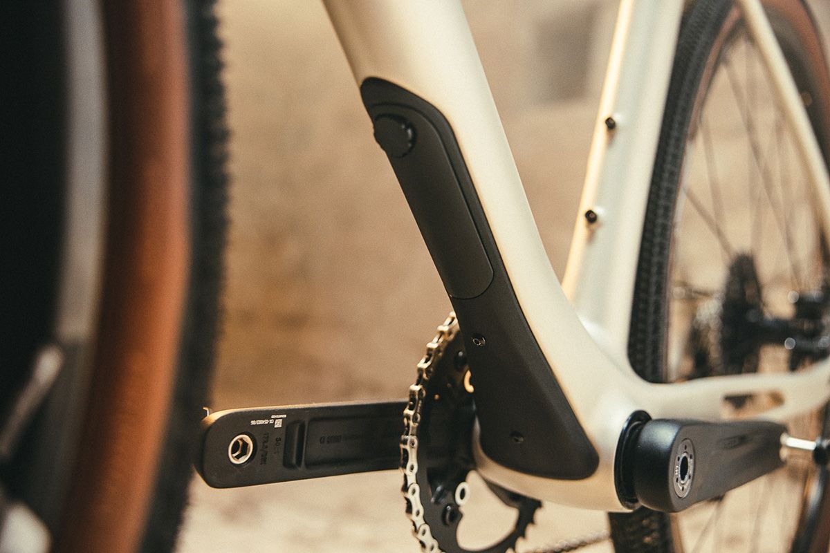 BH GRAVELX LR 42