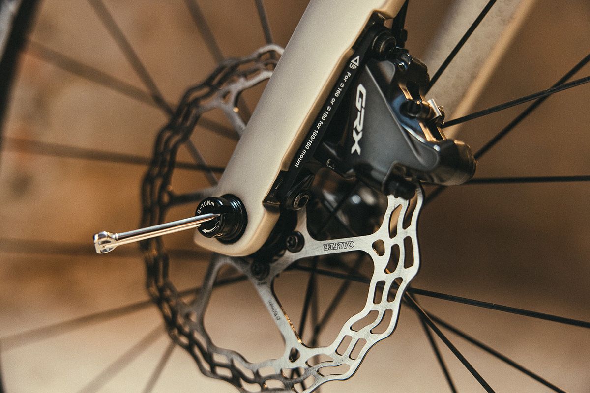 BH GRAVELX LR 41
