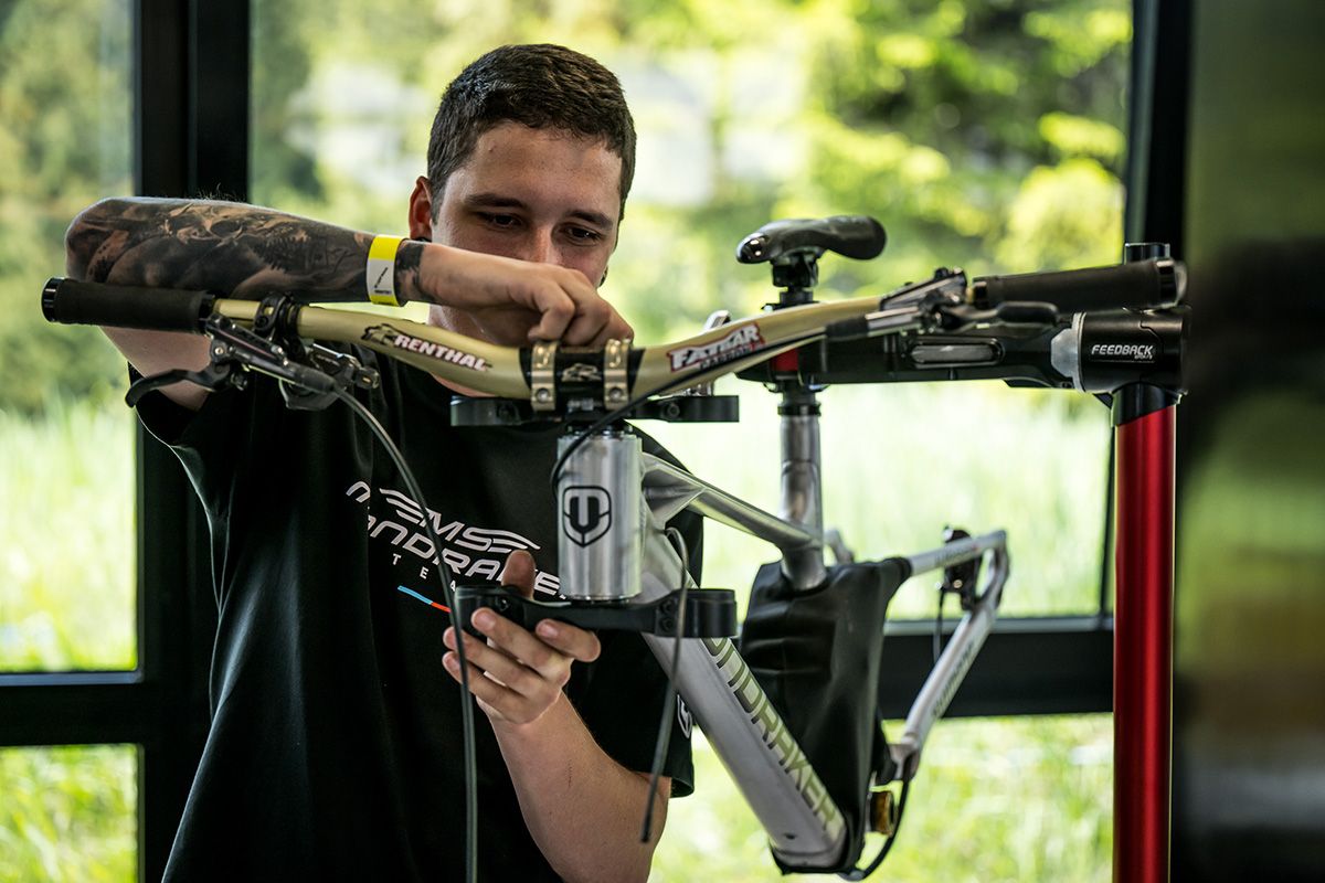 1 nathhuguesphoto mondraker