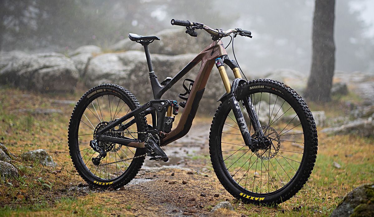 Giant Reign Advanced PRO 0