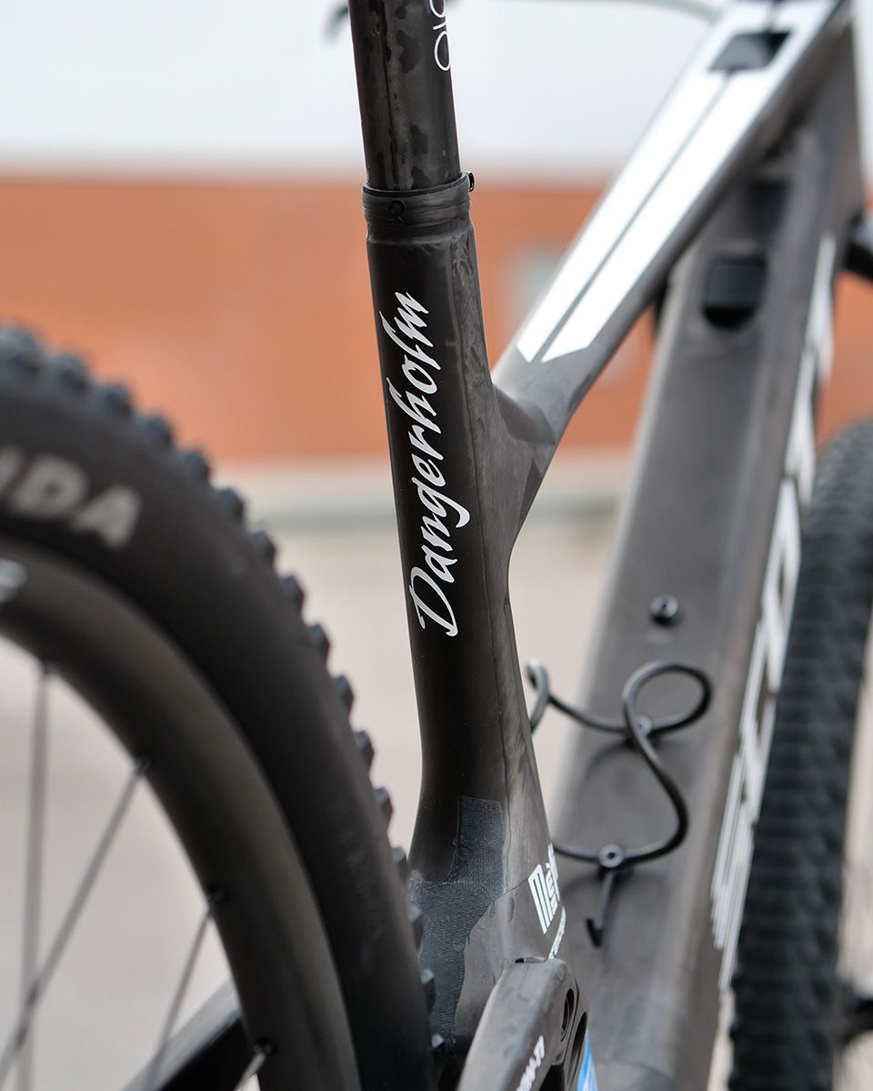 DANGERLUMEN DANGERLHOLM LIGHTWEIGHT VERSION 2023 SCOTT Photo by Gustav Gullholm 44