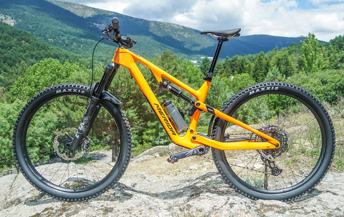 MOUNTAIN BANDIT SOPORTE CAMARA - SURIA BICIS