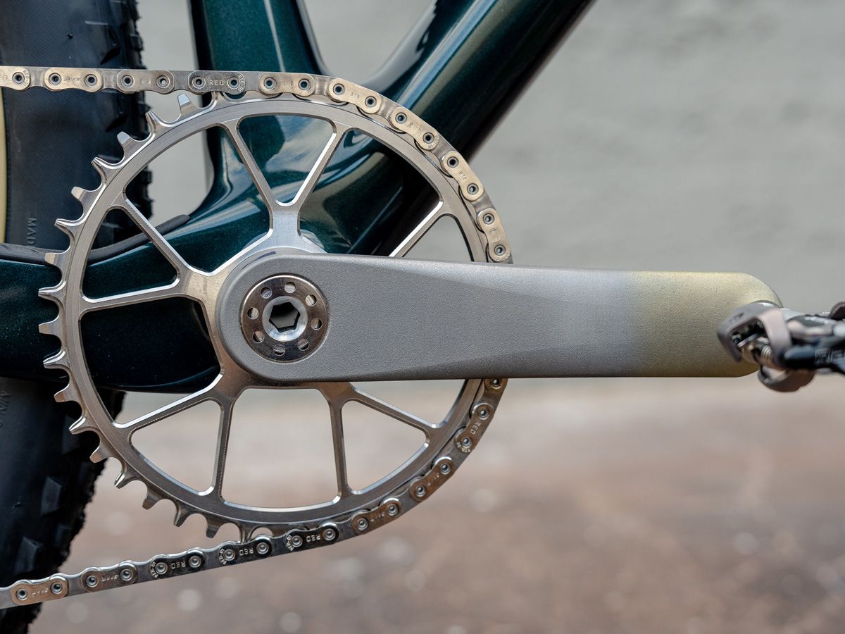 Bielas Sturdy Cycles MTB impresas en titanio 3D y plato Dward Design “DangerDward” 42T. 