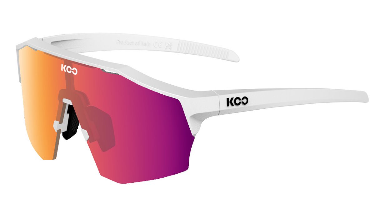 KOO Alibi WHITE MATT FUCHSIA PHOTOCHROMIC MR ATTIVATA