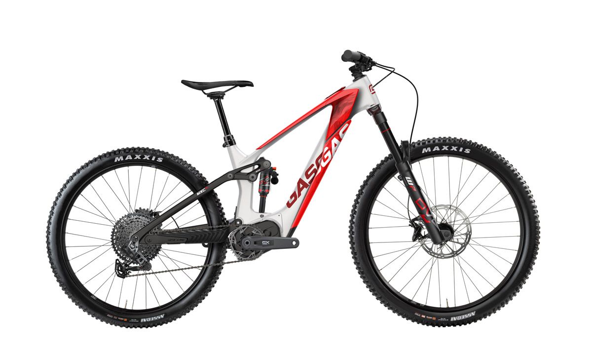GasGas presenta la nueva MXC. Carbono, SRAM Powertrain y suspensiones DVO (17) GasGas presenta la nueva MXC. Carbono, SRAM Powertrain y suspensiones DVO (17)