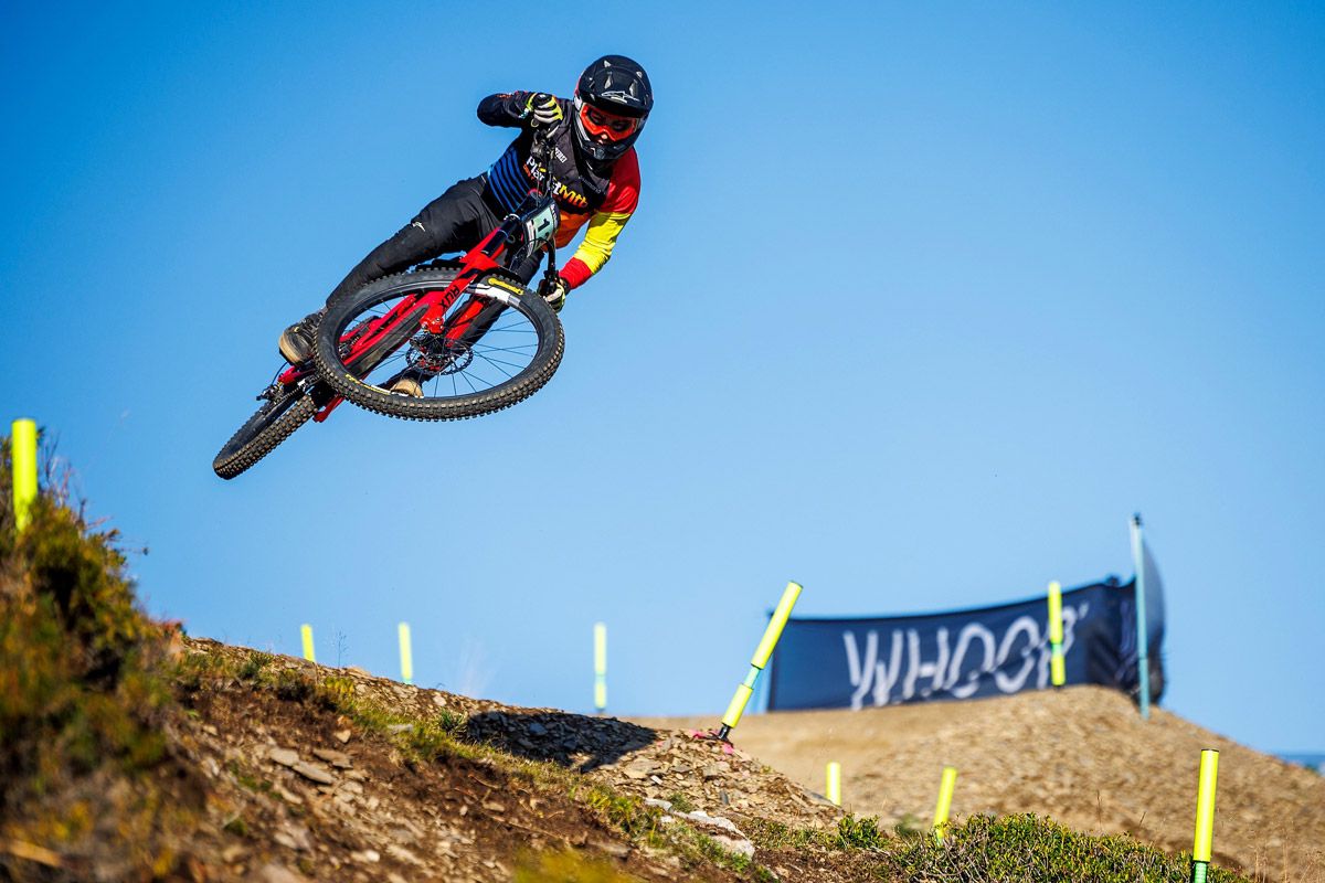 Dani Castellanos y su vivencia en el Wyn Masters Privateer Project de GT bicycles detalle 2