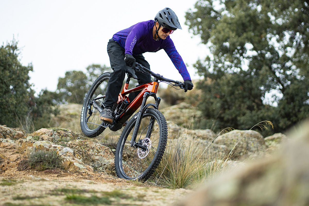 Accion Giant eTrance 04