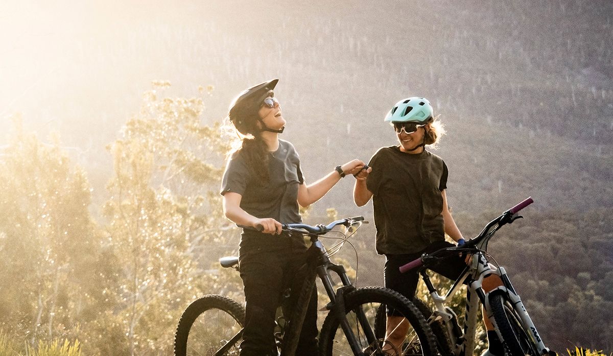 Cascos Lazer Lupo y Finch, los hermanos Kineticore