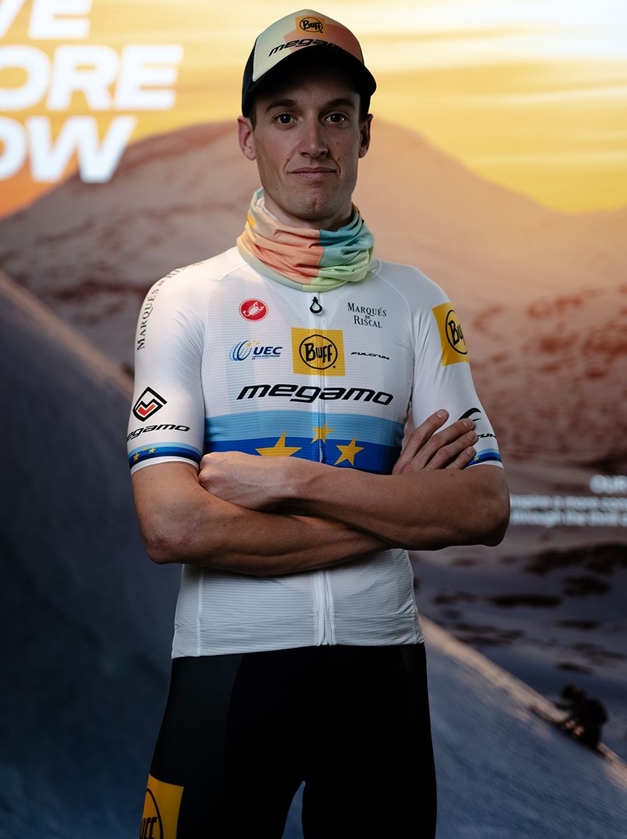 @muhrkmedia   Wout Alleman   Buff Megamo 2