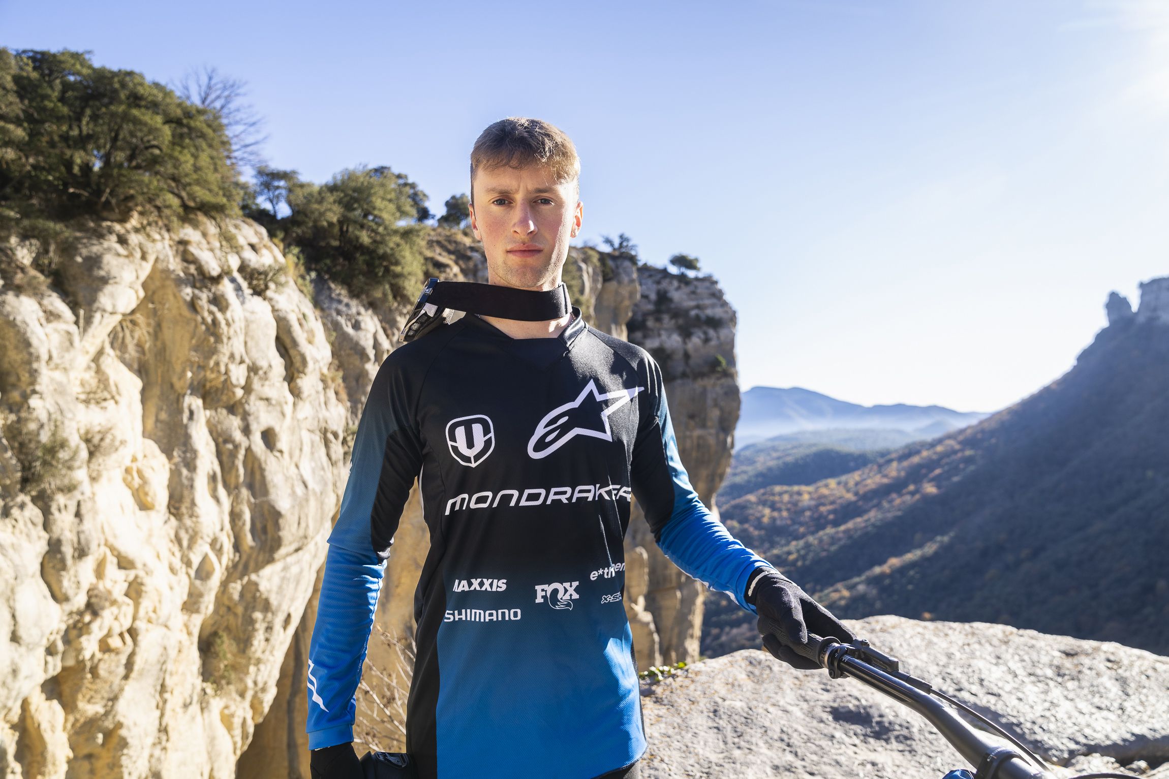 Mondraker Factory Racing DH Ronan Dunne. Mondraker Factory Racing DH Ronan Dunne.