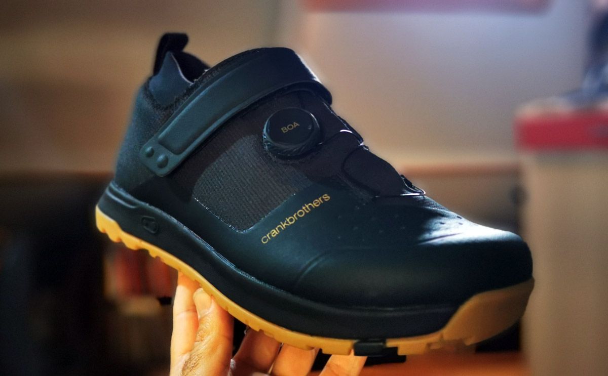 Nuevas zapatillas Crank Brothers Mallet Trail y Stamp Trail (1)