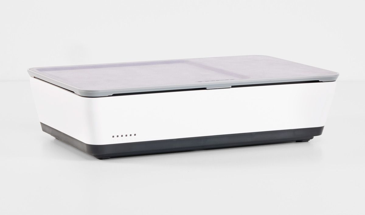 TrekCHRGtimeEUKOREA 44796 B Primary