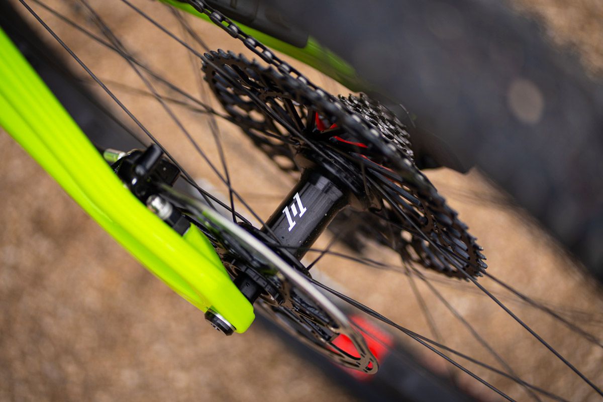Versus Santa Cruz Blur y Cervélo ZFS 5 (39)
