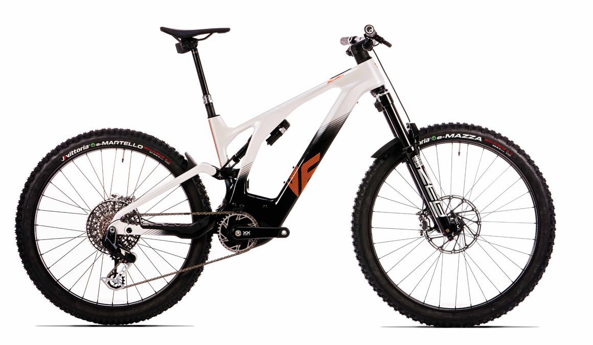 Berria STRATOS LTD LR