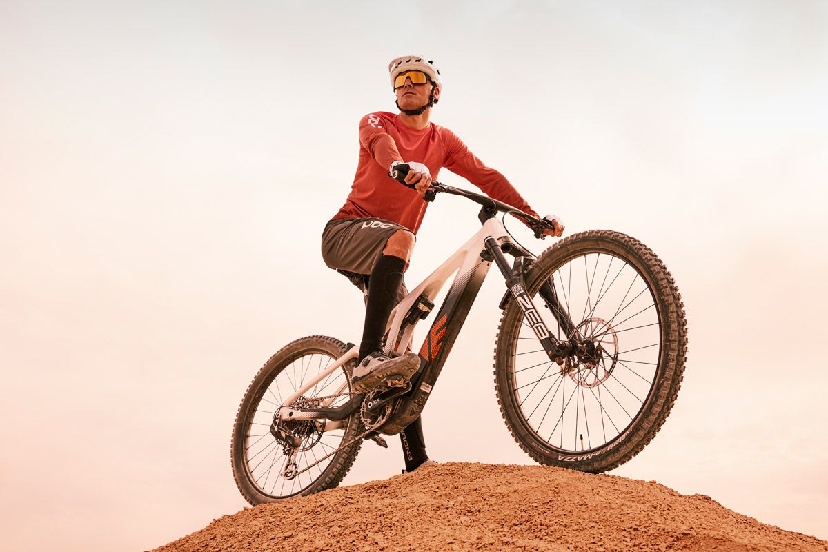 Berria presenta su nueva Stratos, ebike con cambio y suspensiones automáticas (1)