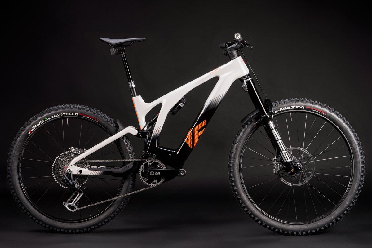 STRATOS LTD.2 F.N. 3