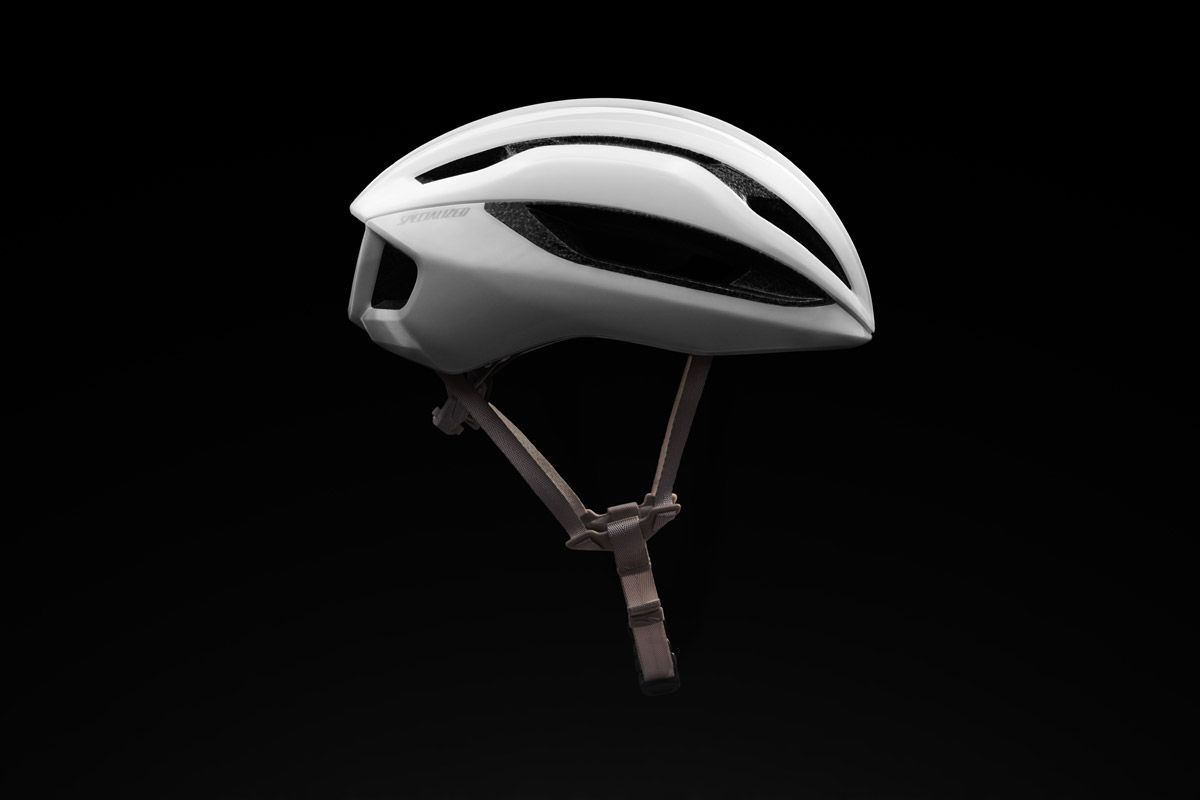 Nuevo casco Specialized Loma detalle 1 Nuevo casco Specialized Loma detalle 1