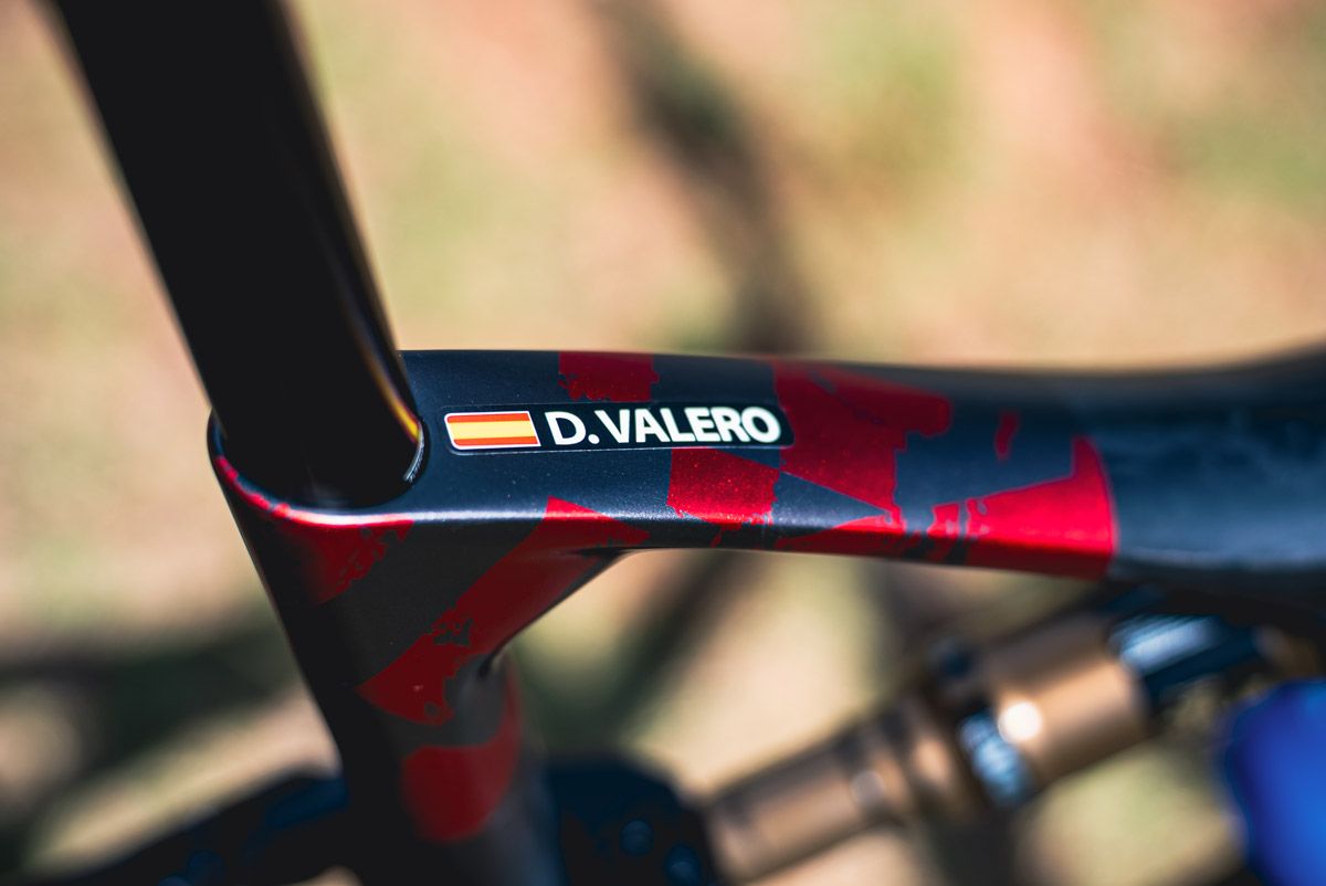 La BH Lynx Race especial de David Valero para la Copa del Mundo (10)