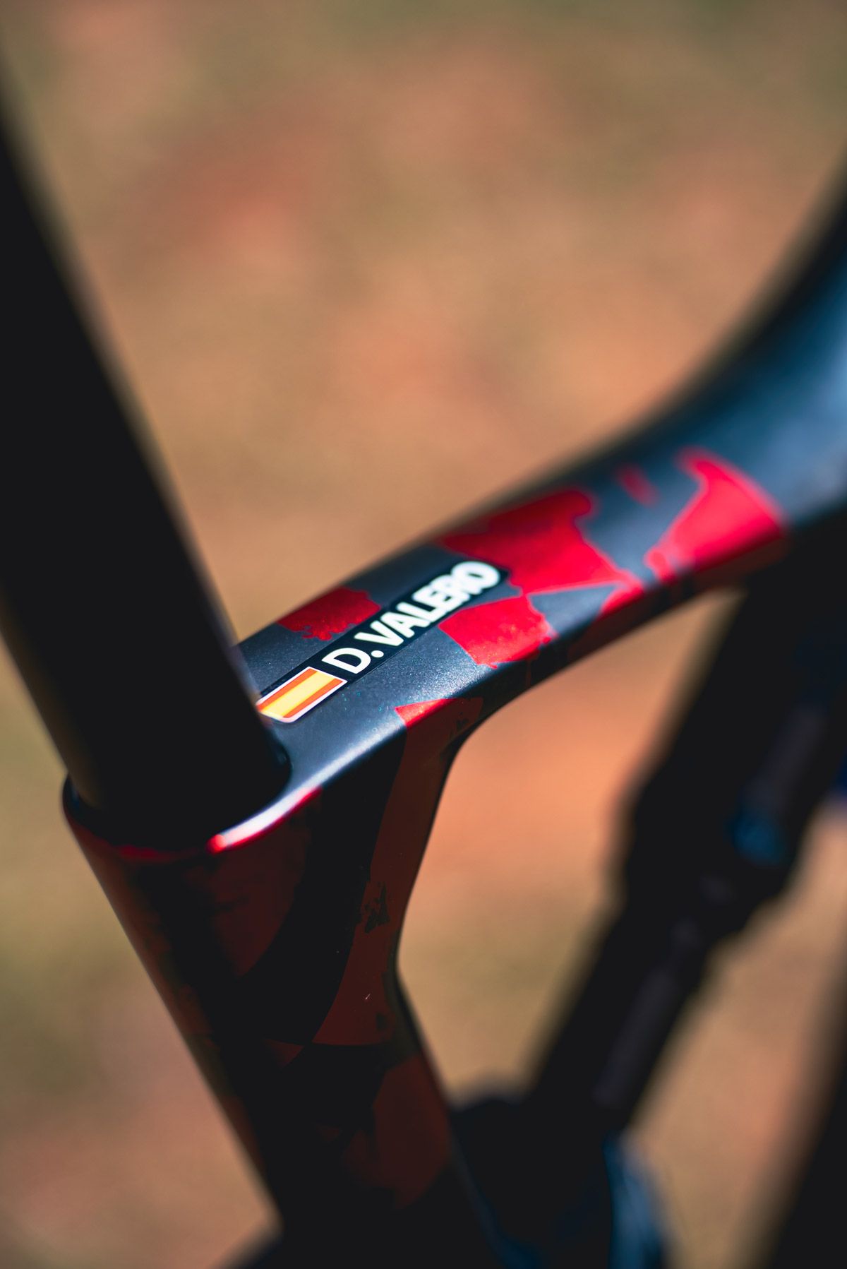 La BH Lynx Race especial de David Valero para la Copa del Mundo (1)