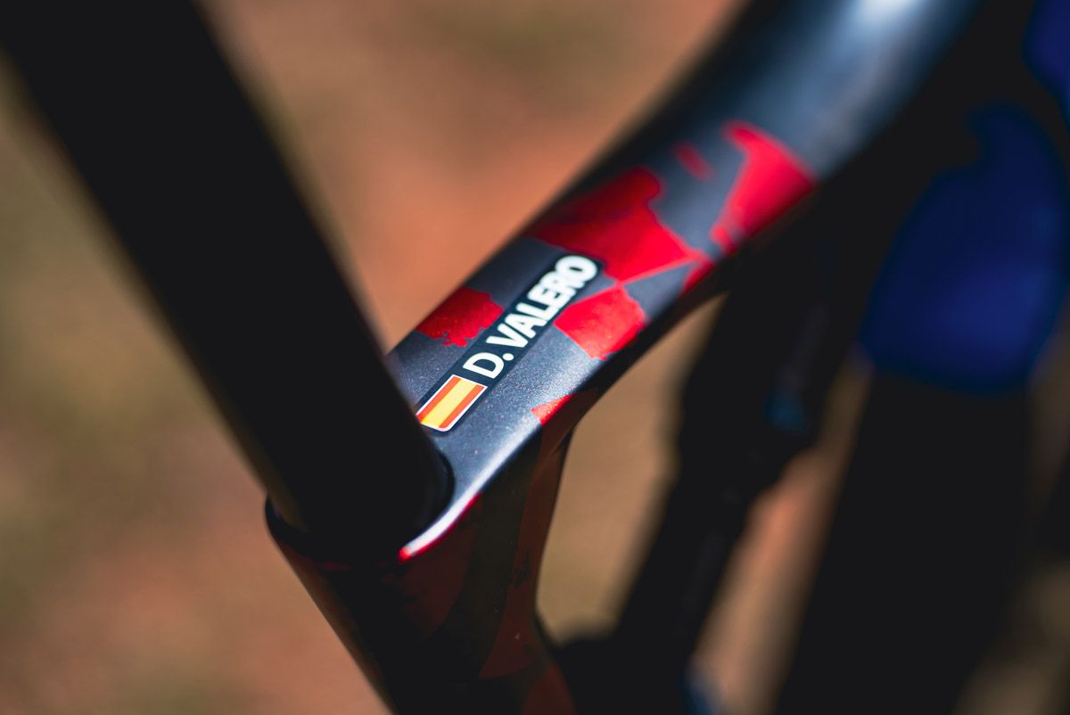 La BH Lynx Race especial de David Valero para la Copa del Mundo (23)